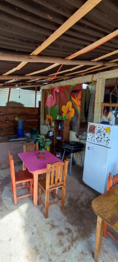 El Hostel De Ivanna Масунте Екстер'єр фото